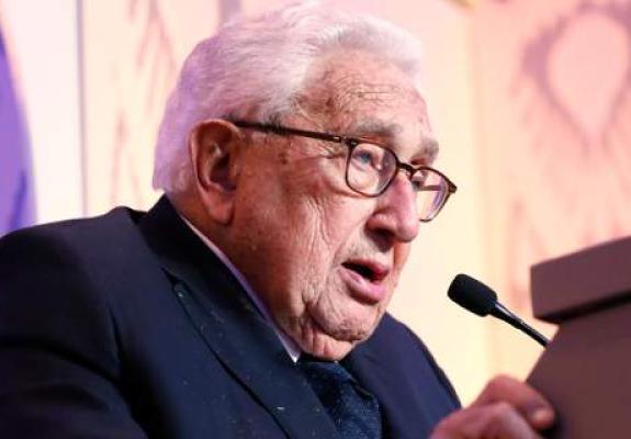 Kissinger: Η ανθρωπότητα είναι απροετοίμαστη για την τεχνητή νοημοσύνη