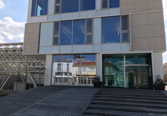 Εντυπωσιάζει το νέο κτίριο του Δημαρχείου Λευκωσίας