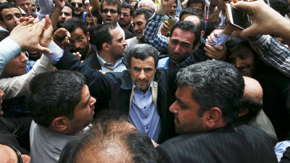 Ο Ahmadinejad επιστρέφει