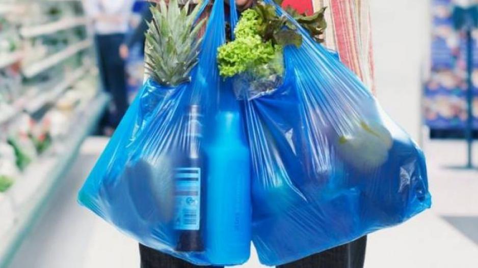 Aπό την 1η Ιουλίου η Κύπρος αρχίζει να χρεώνει τις πλαστικές σακούλες