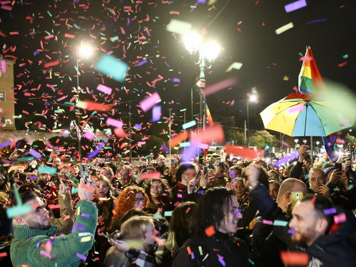 Η Ελλάδα γίνεται η πρώτη ορθόδοξη χώρα που θα επιτρέψει τον γάμο ομοφύλων