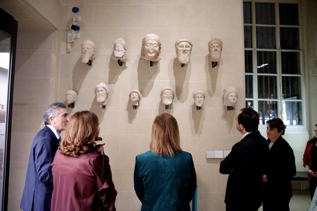 louvre