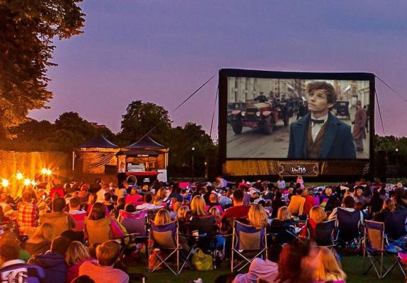 561528924-15289.summer-cinema.jpg