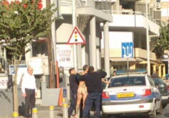 Γυμνός άντρας στο κέντρο της Λευκωσίας δάγκωνε αστυνομικούς