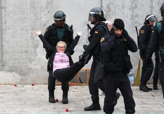 Όταν Ισπανοί αστυνομικοί διώκονταν από πολίτες