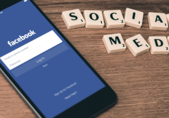 Ξέρει το Facebook την οικονομική σου κατάσταση;