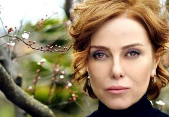 Τουρκία: 10 μήνες φυλακή σε διάσημη ποπ τραγουδίστρια για εξύβριση του Ερντογάν