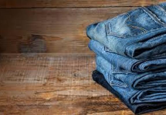 Τα blue jeans μπαίνουν στην αντεπίθεση