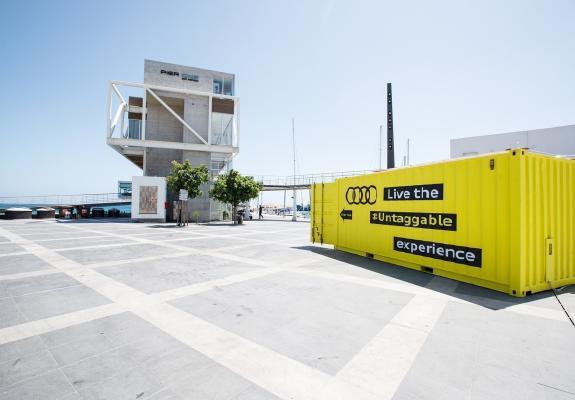 Τελικά τι ήταν το κίτρινο container που στήθηκε στη μέση της πλατείας;