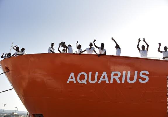 Στην Ισπανία θα αποβιβαστεί τελικά το πλοίο Aquarius