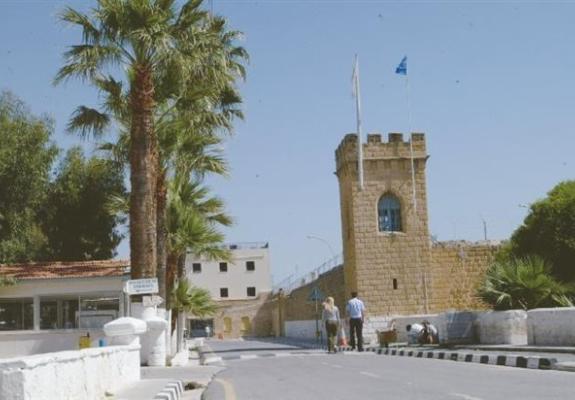 Φουλ φίσκα οι κυπριακές φυλακές