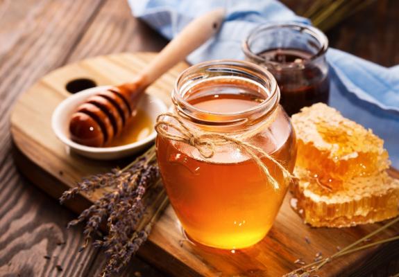 Αυξημένη ζήτηση, αυξημένη παγκοσμίως και η νοθεία στο μέλι