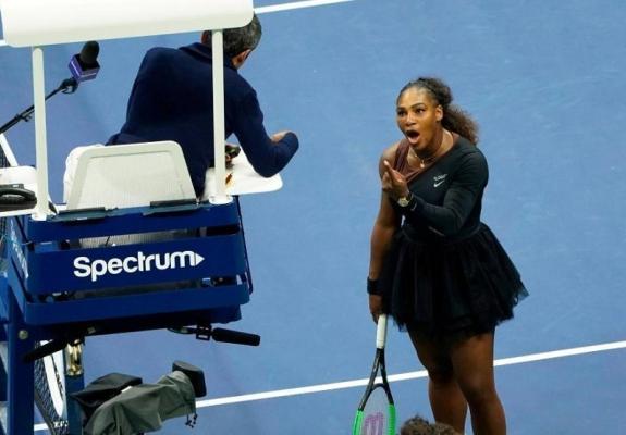 Δεν είναι ρατσιστικό, ούτε σεξιστικό λέει ο σκιτσογράφος της Serena
