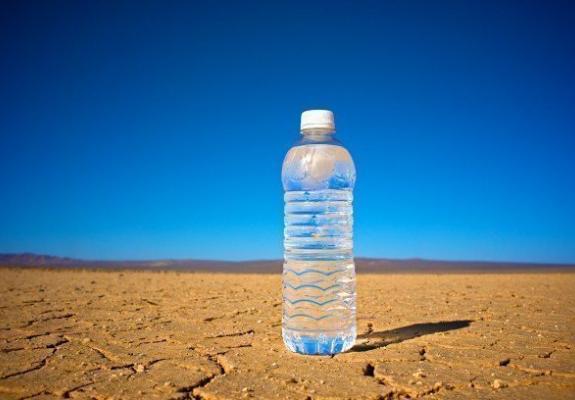 Μετατρέπεται ο αέρας της ερήμου σε πόσιμο νερό;