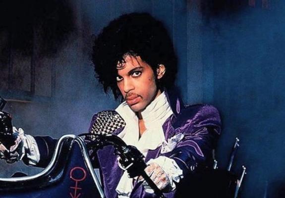 Netflix: Ετοιμάζει ντοκιμαντέρ για τον Prince
