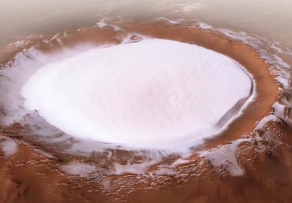 Κρατήρας με πάγο από τον πλανήτη Άρη