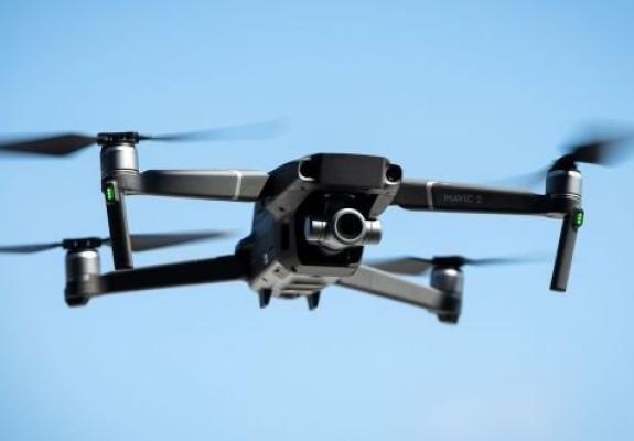 Gatwick: Μάζεψαν δύο για το περιστατικό με τα drones