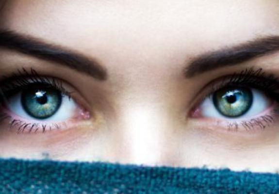 Τα μάτια σου μαρτυρούν πόσο καλά διαχειρίζεσαι το άγχος