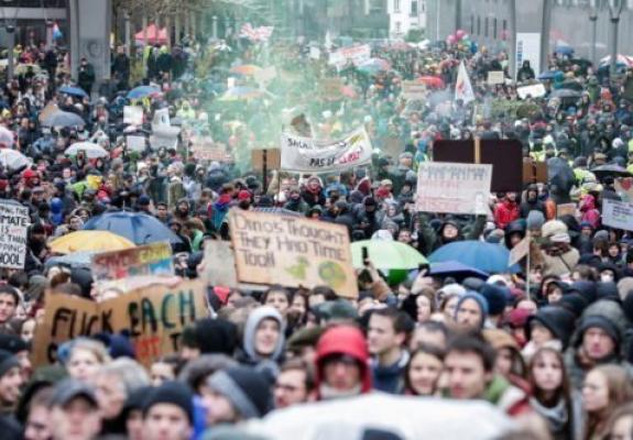 Βέλγιο: 70 χιλιάδες άνθρωποι βγήκαν στους δρόμους για το περιβάλλον