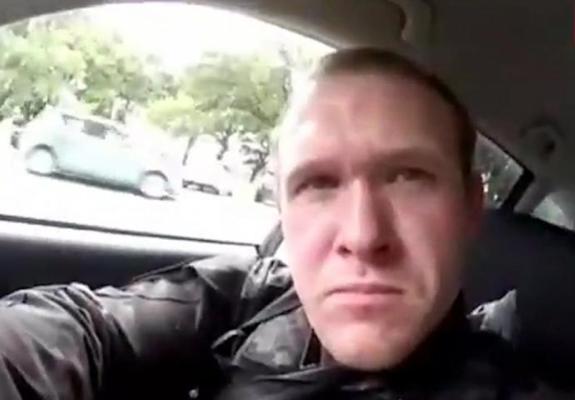 Αυτές είναι οι κατηγορίες που αντιμετωπίζει ο psycho τρομοκράτης στη New Zealand