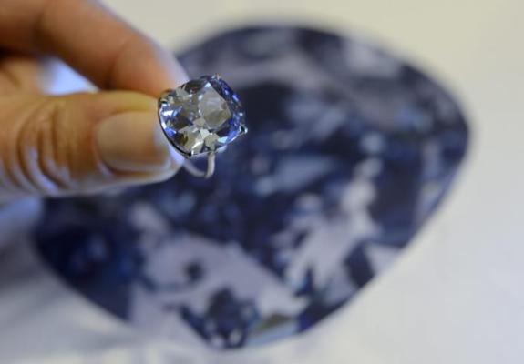 Το μεγαλύτερο μπλε διαμάντι που εξορύχθηκε στη Μποτσουάνα