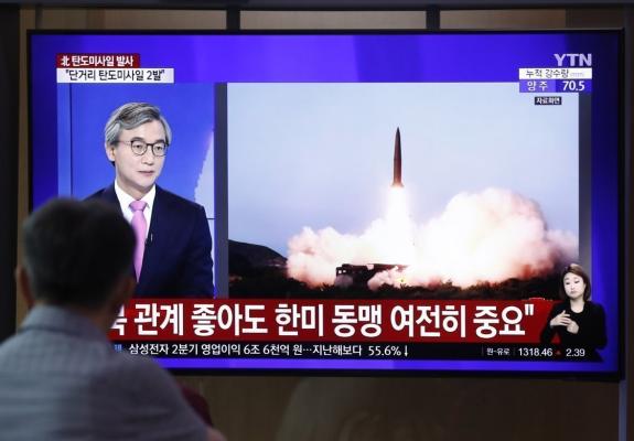 Η Βόρεια Κορέα εκτόξευσε βαλλιστικούς πυραύλους νέου τύπου