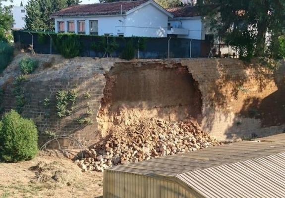 Θλιβερό: Κατέρρευσε ακόμη ένα μέρος των Ενετικών Τειχών της Λευκωσίας