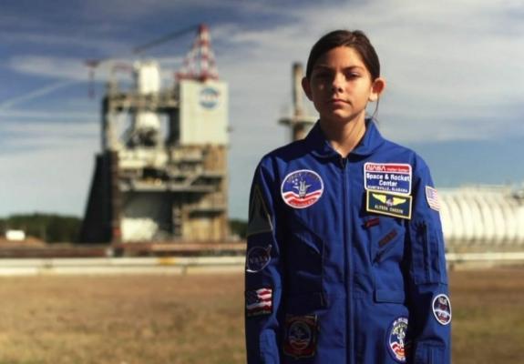 Η 17χρονη Alyssa προετοιμάζεται για ταξίδι στον πλανήτη Άρη