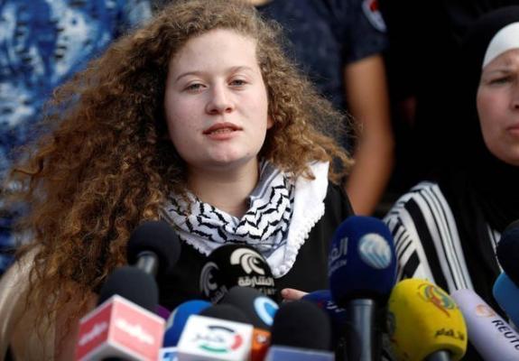 Το κορίτσι σύμβολο της Παλαιστίνης που θέλει να γίνει δικηγόρος