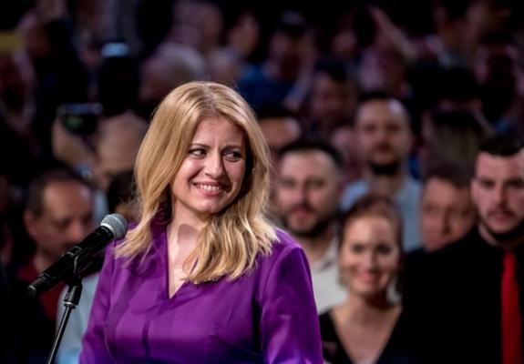 Ζουζάνα, η 45χρονη νέα και κουλ προεδρίνα της Σλοβακίας
