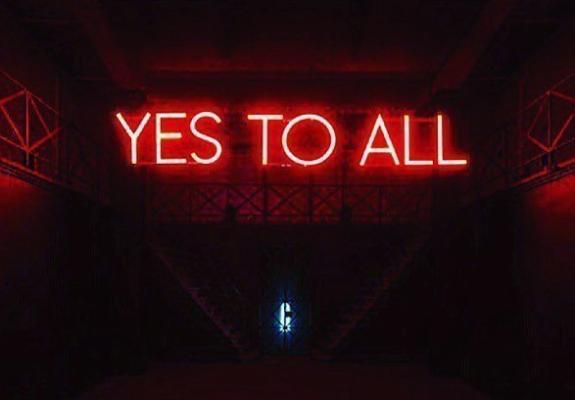 «Yes To All»: Τρεις καλλιτέχνες σε μία έκθεση