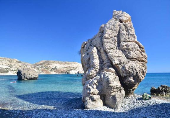 Είναι η Κύπρος η χώρα του μπάτε σκύλοι αλέστε;