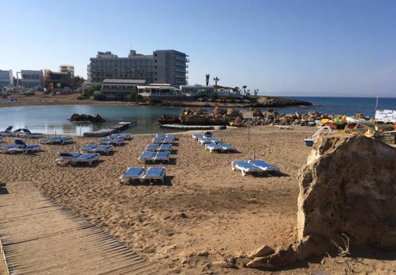 Περνέρα: Ακόμα μία -με το ζόρι- ιδιωτική παραλία στην Κύπρο