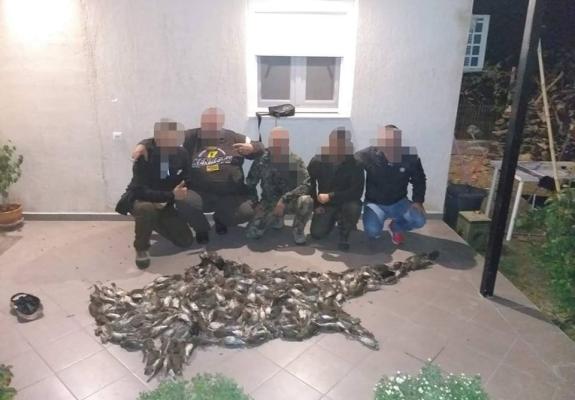 Έβγαλαν χαρούμενοι σέλφι με 200 «τζιήκλες», επειδή Κύπρος