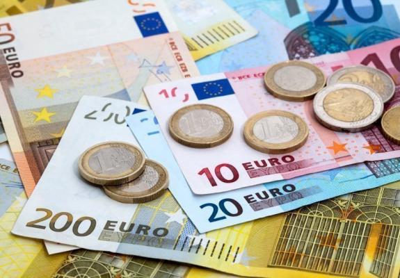 Τι ισχύει στην Κύπρο για τον κατώτατο μισθό