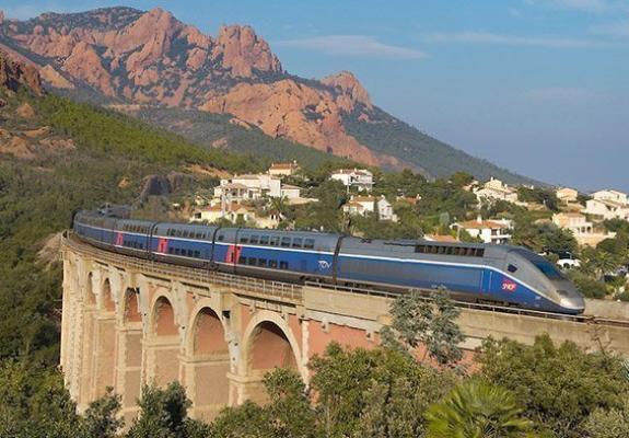 Μια ευκαιρία πρακτικής άσκησης για νέους πτυχιούχους