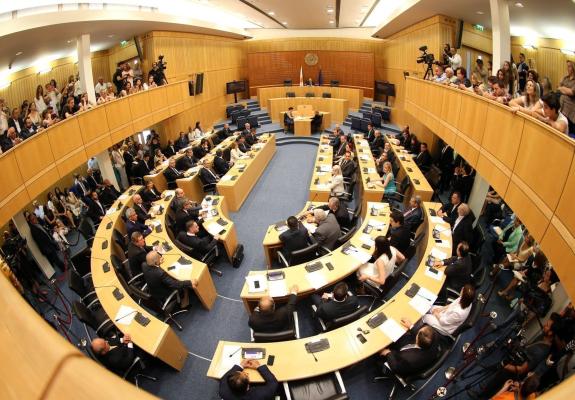 Τον Νοέμβριο στην Ολομέλεια οι προτάσεις για οριζόντια ψηφοφορία