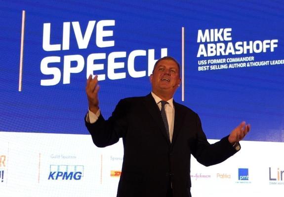Η Linkage Cyprus παρουσίασε τον Mike Abrashoff