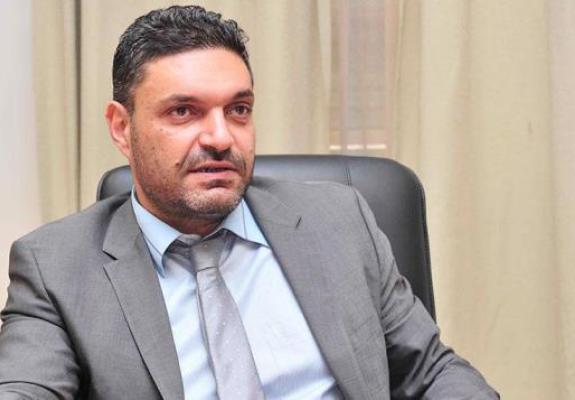 ΥΠΕΣ: Επανέλεγχος πολιτογραφήσεων από τρεις οίκους