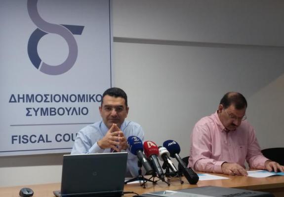 Δημοσιονομικό Συμβούλιο: Ικανοποιητικοί οι ρυθμοί, ευάλωτη η οικονομία