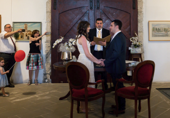Στην Κύπρο παντρεύονται Λιβανέζοι και Ισραηλινοί