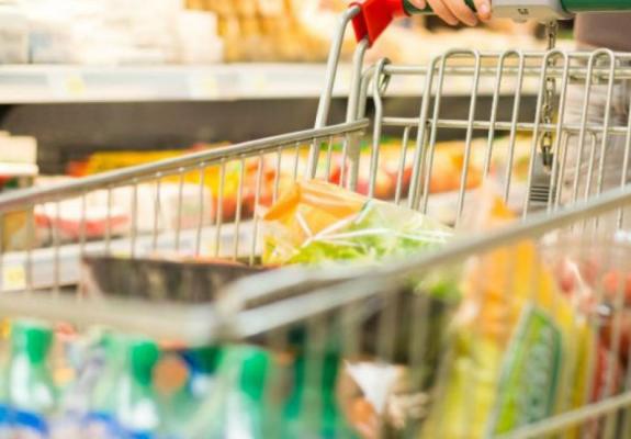 Το 3%  της μικρής λιανικής στα χέρια μεταναστών