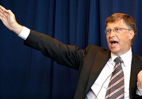 O Bill Gates επέστρεψε στο θρόνο!