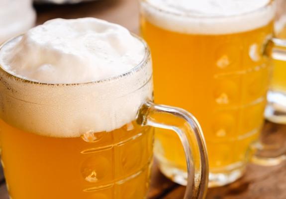 Η έλλειψη μπίρας φαίνεται ότι διώχνει τους Νεοναζί