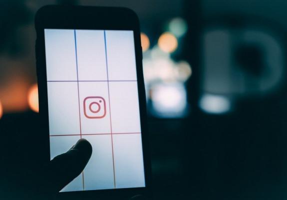 CIA: Γρίφος για δυνατούς λύτες στο πρώτο instagram post της