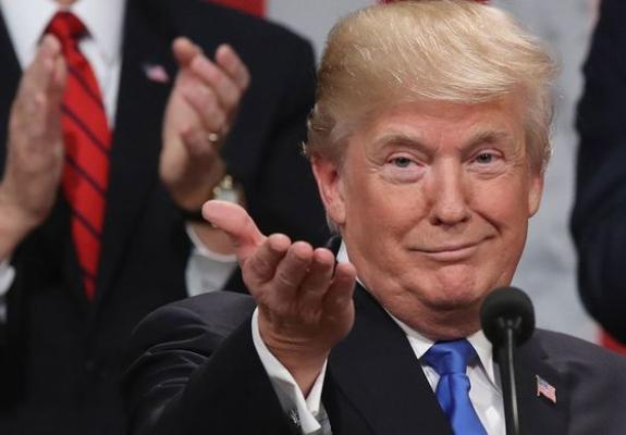 Ο Donald Trump γίνεται 72 ετών