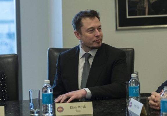 Πως η αποχώρηση του Elon Musk από την Tesla τον έκανε πλουσιότερο