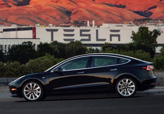 3000 Tesla θα φτάνουν στην Ευρώπη κάθε εβδομάδα