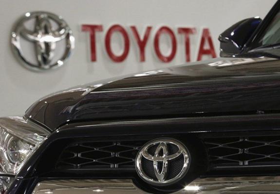 Περισσότερα από ένα εκατομμύρια οχήματα ανακαλεί η Toyota