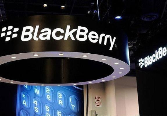 Η Blackberry μηνύει Facebook, Instagram και WhatsApp